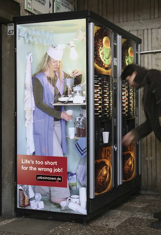 Jobsintown[1].de-Coffee dispenser.jpg